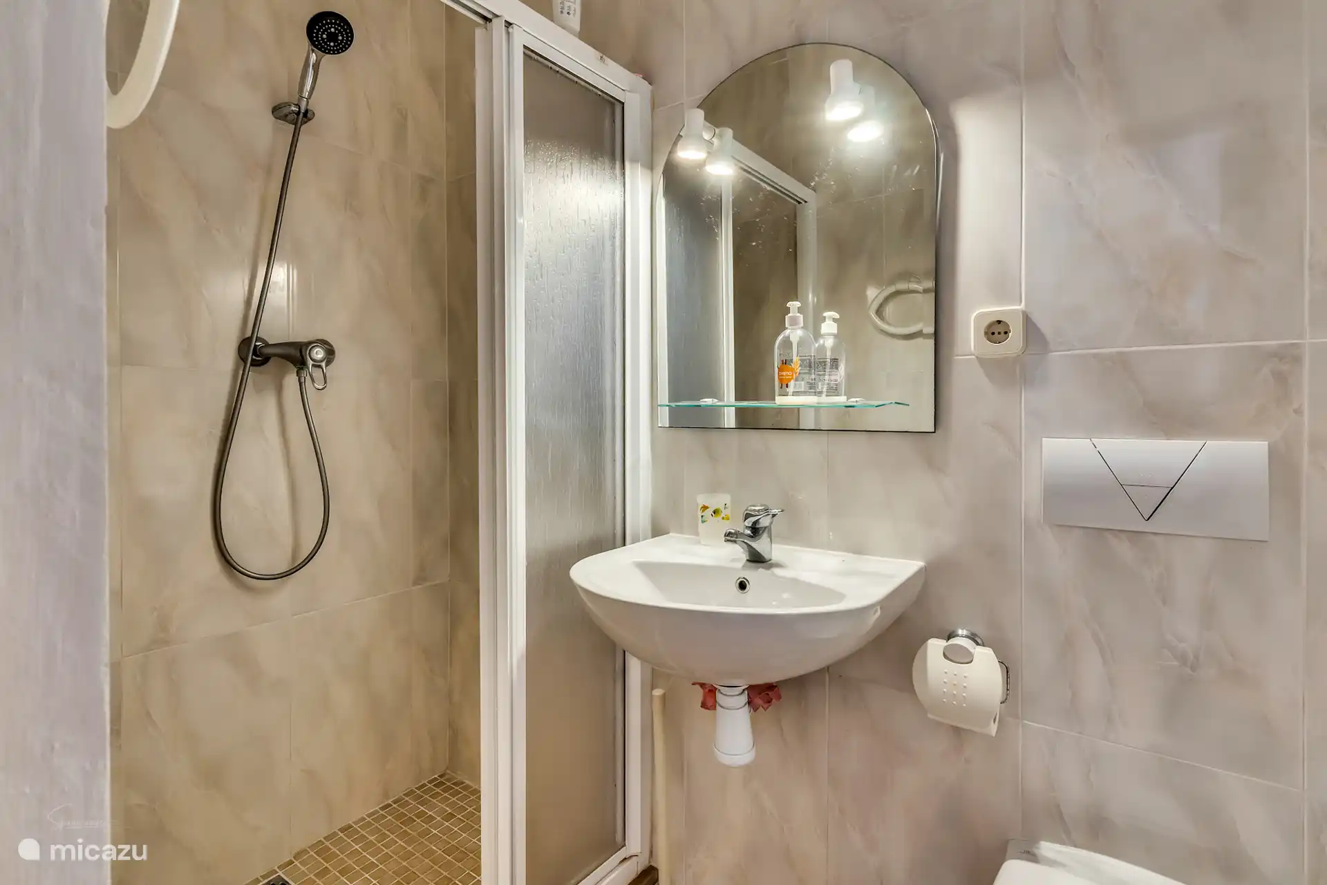 Baño abajo