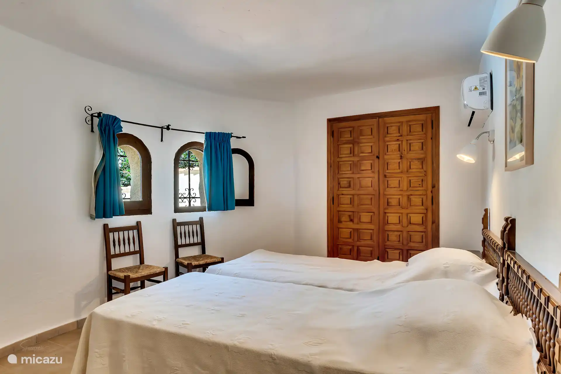 Dormitorio abajo