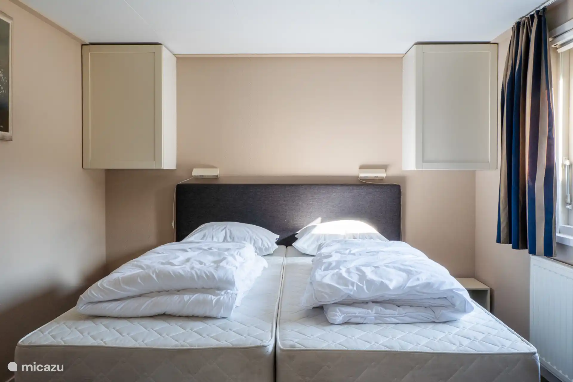 Dormitorio 2
1 cama matrimonial