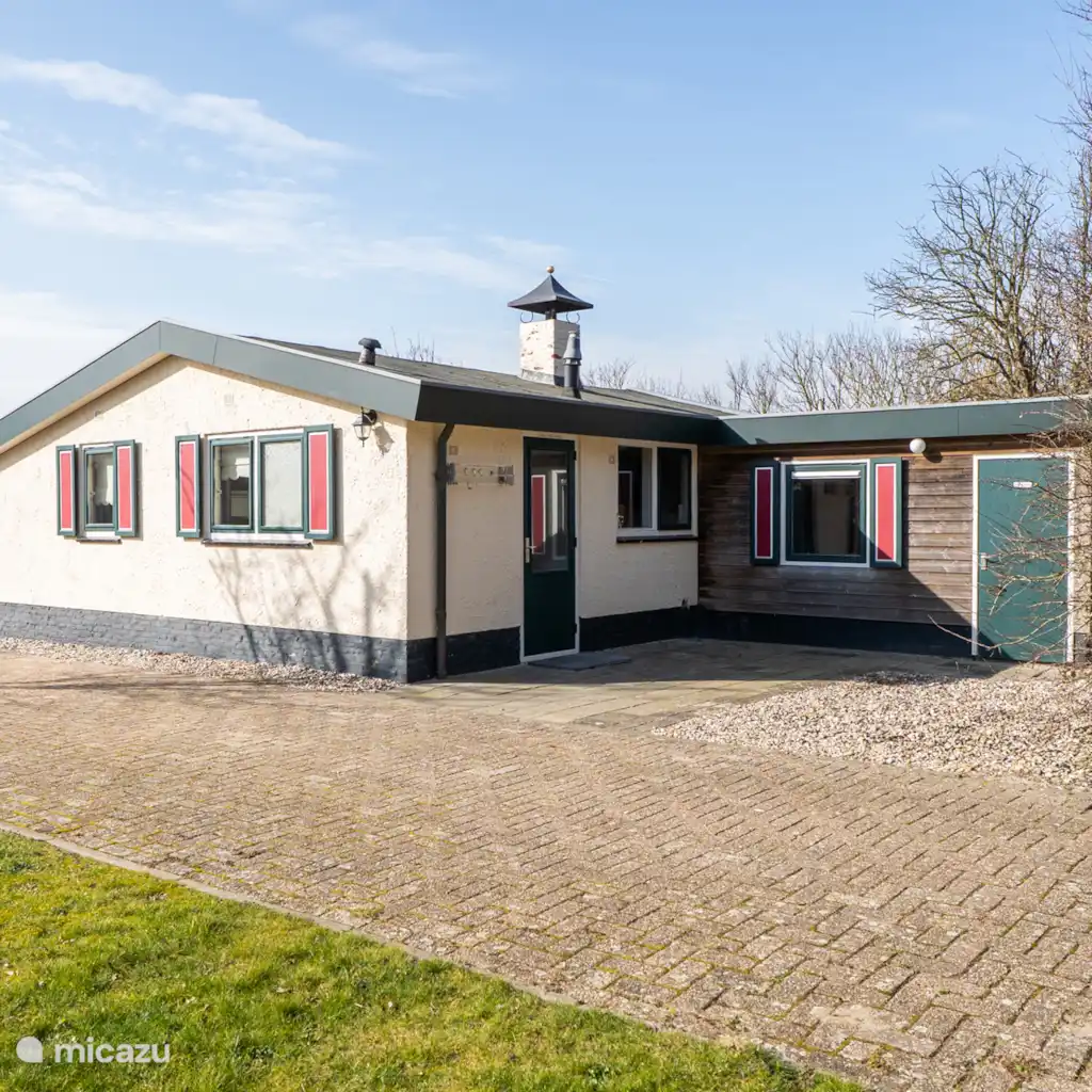 Bungalow gelegen aan de duinen
