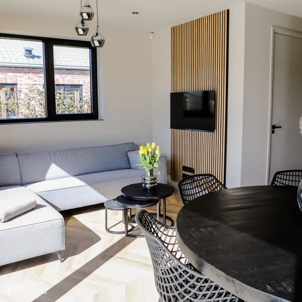 Prachtige bungalow Baarland