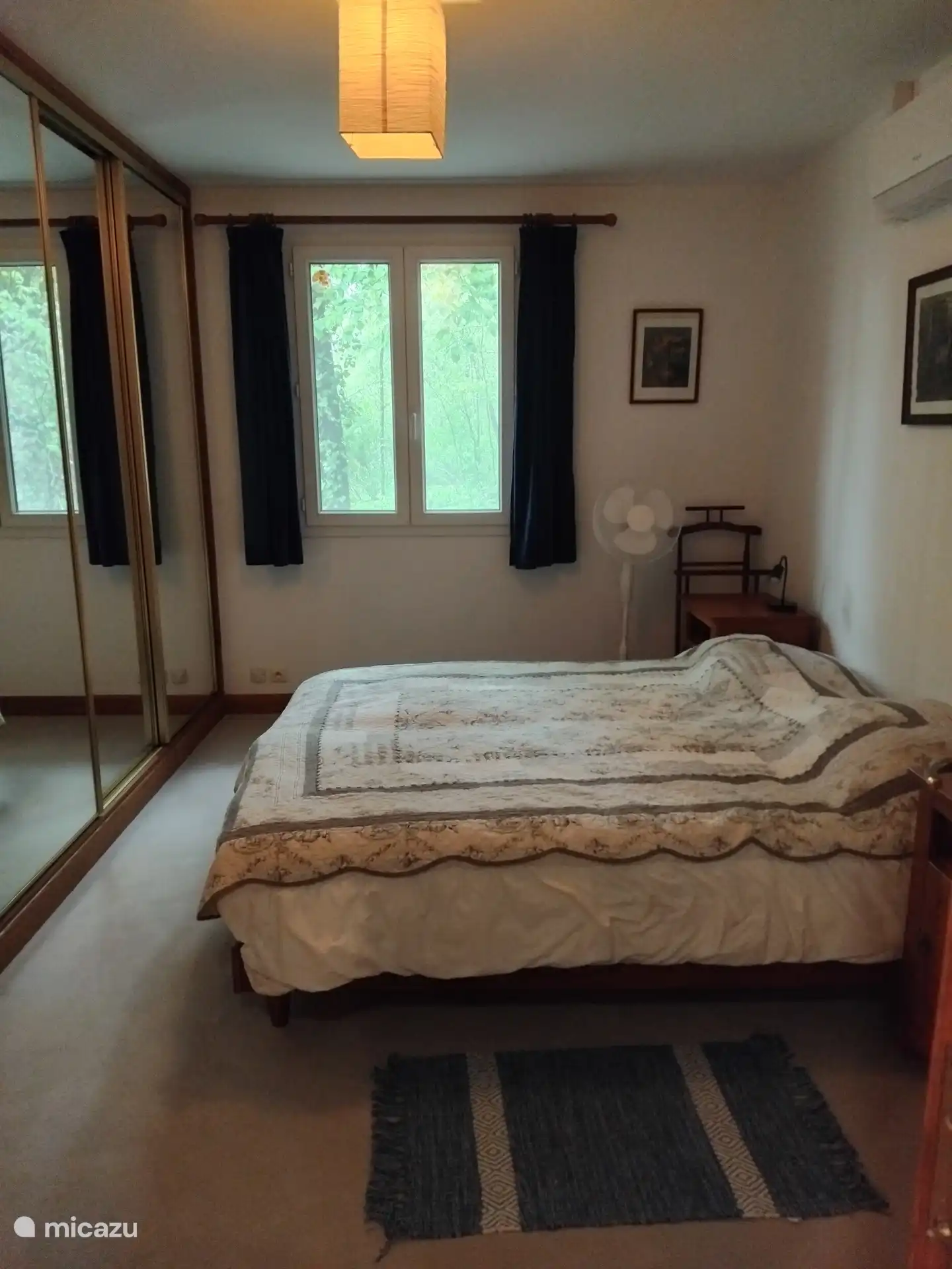 Dormitorio 2 con armarios empotrados