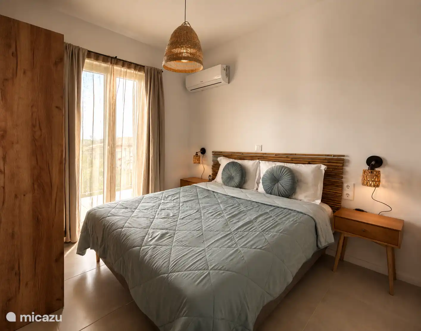 Queensize bed