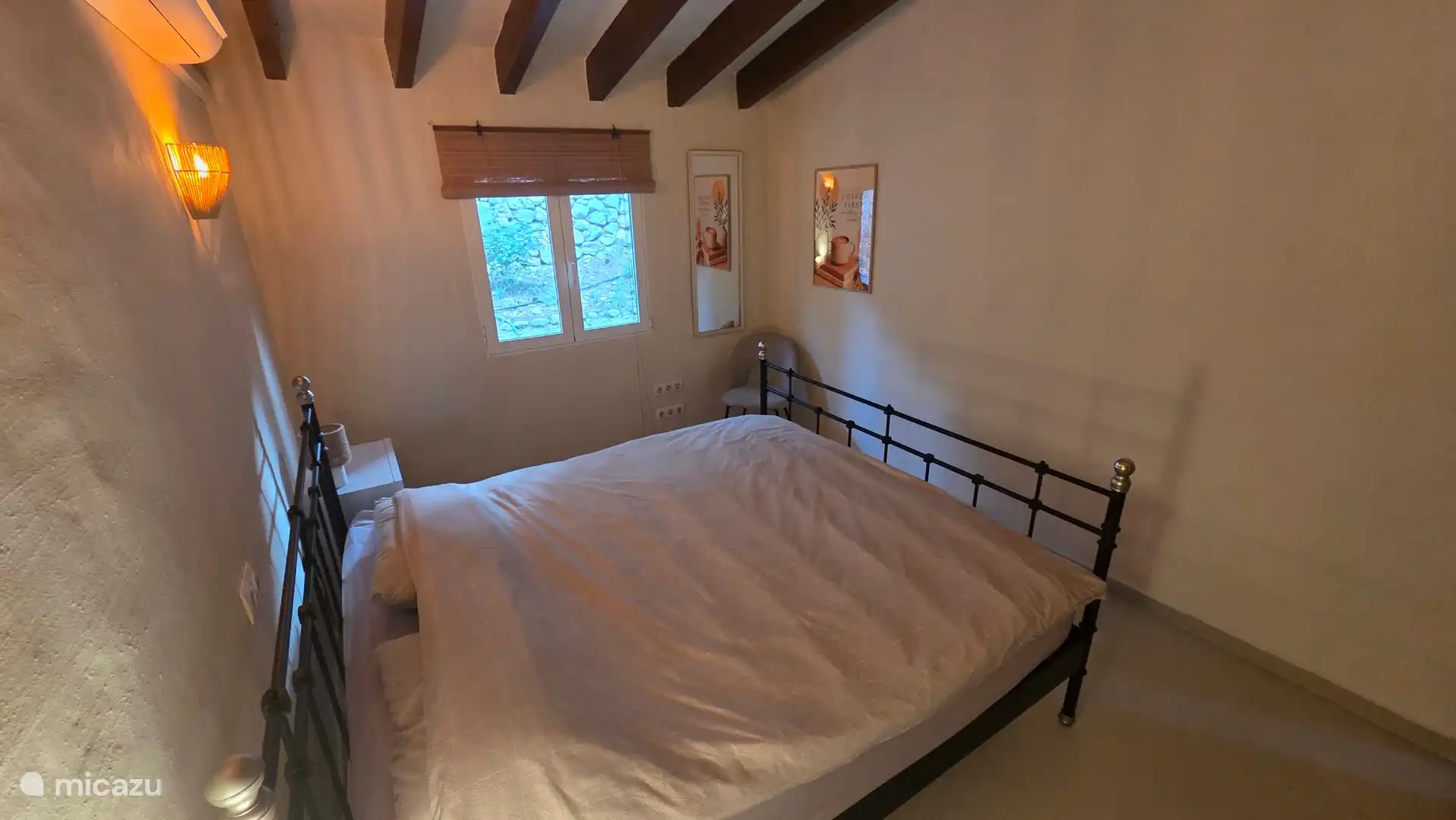 2º dormitorio con aire acondicionado 