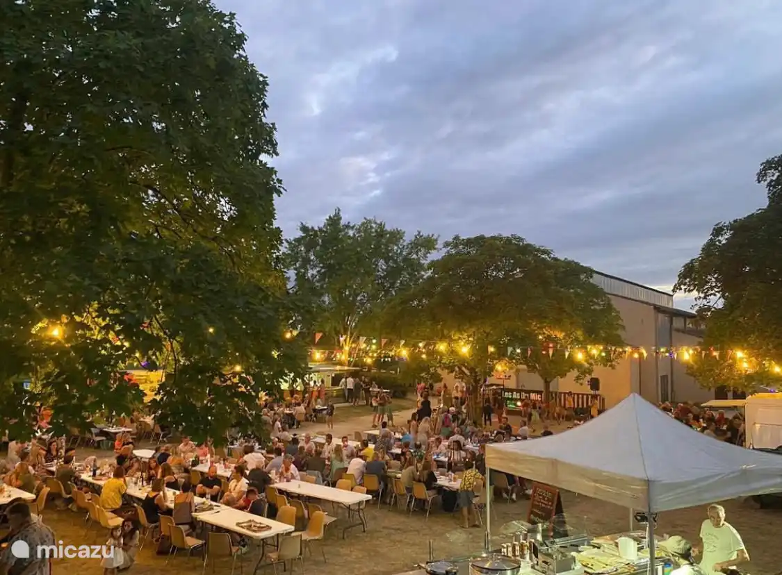 Summer night market La Sauvetat du Dropt