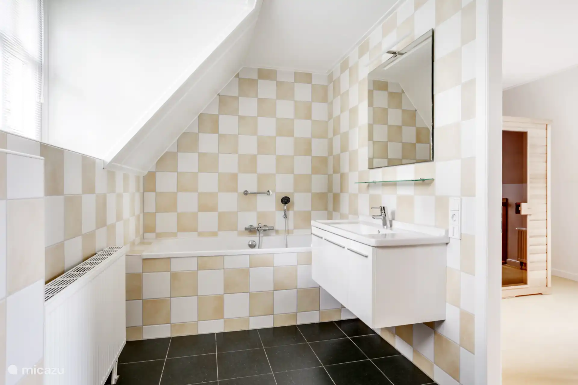 Baño arriba