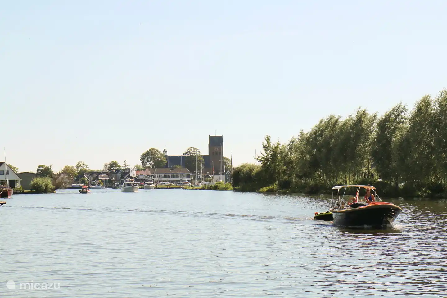 Veel watersport rondom Grou
