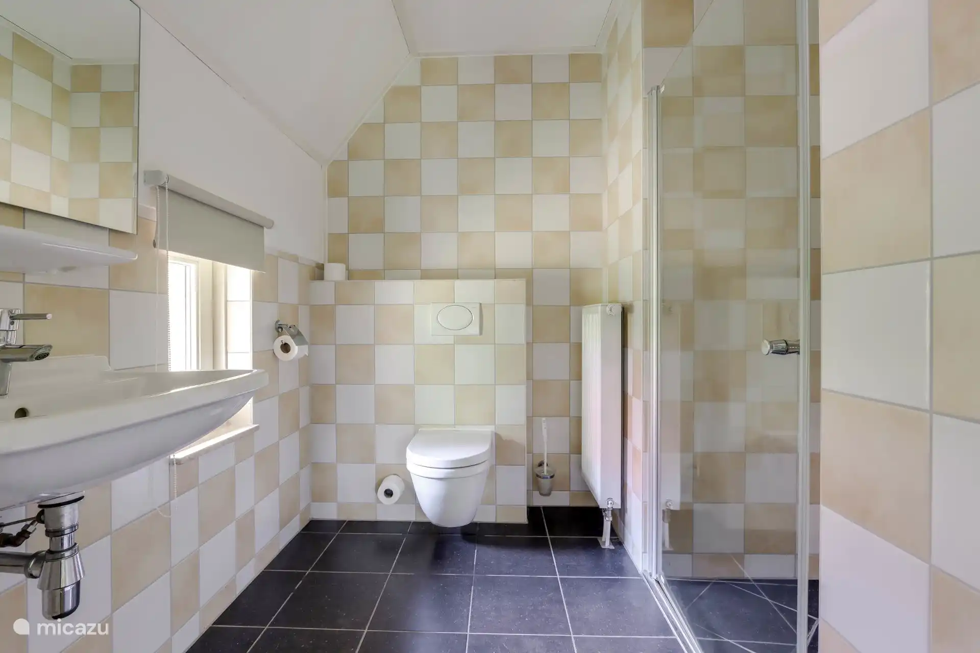 Baño abajo