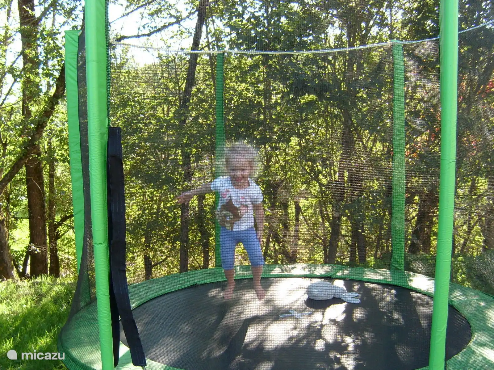 trampoline voor de kleine springers