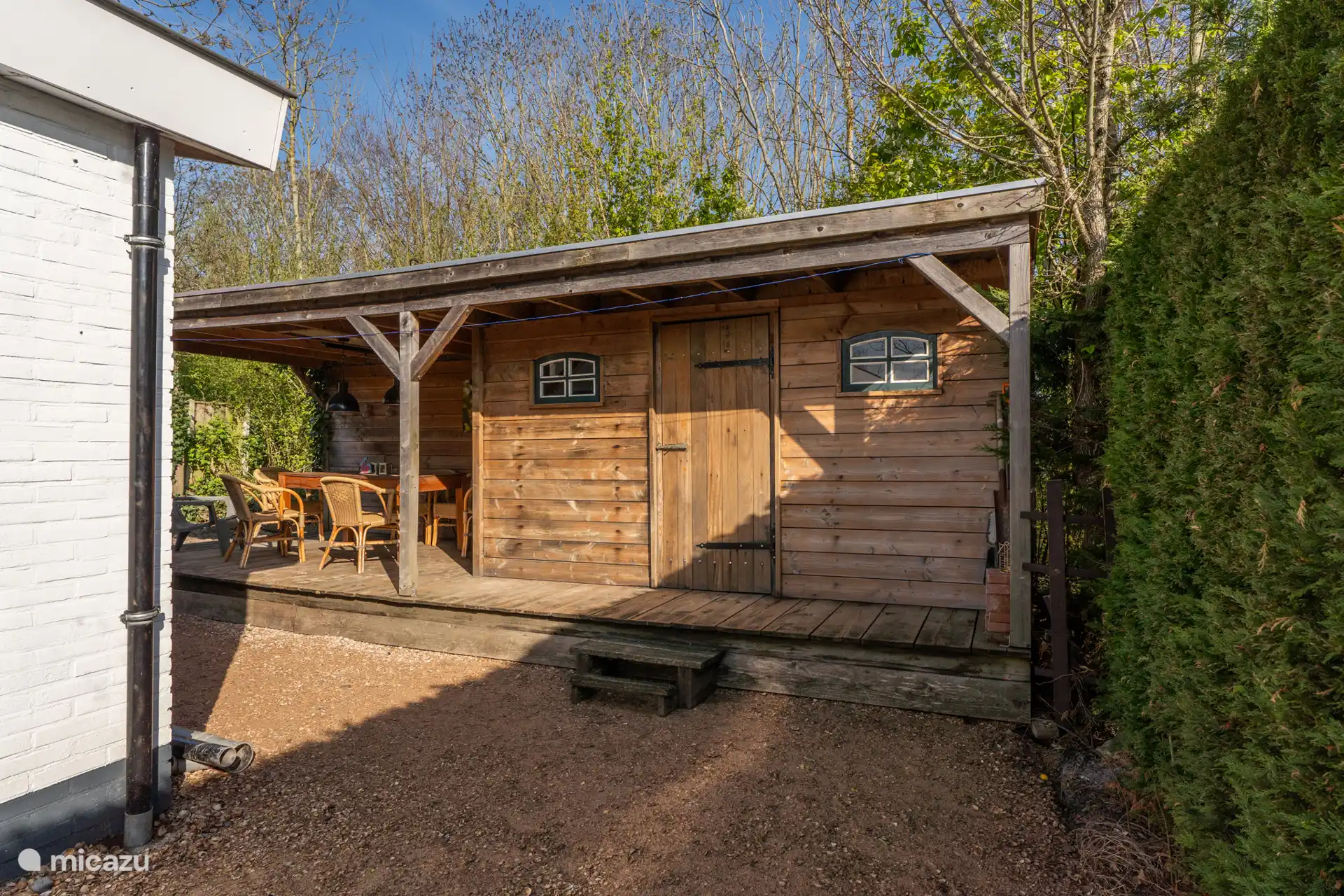 Garden house with veranda