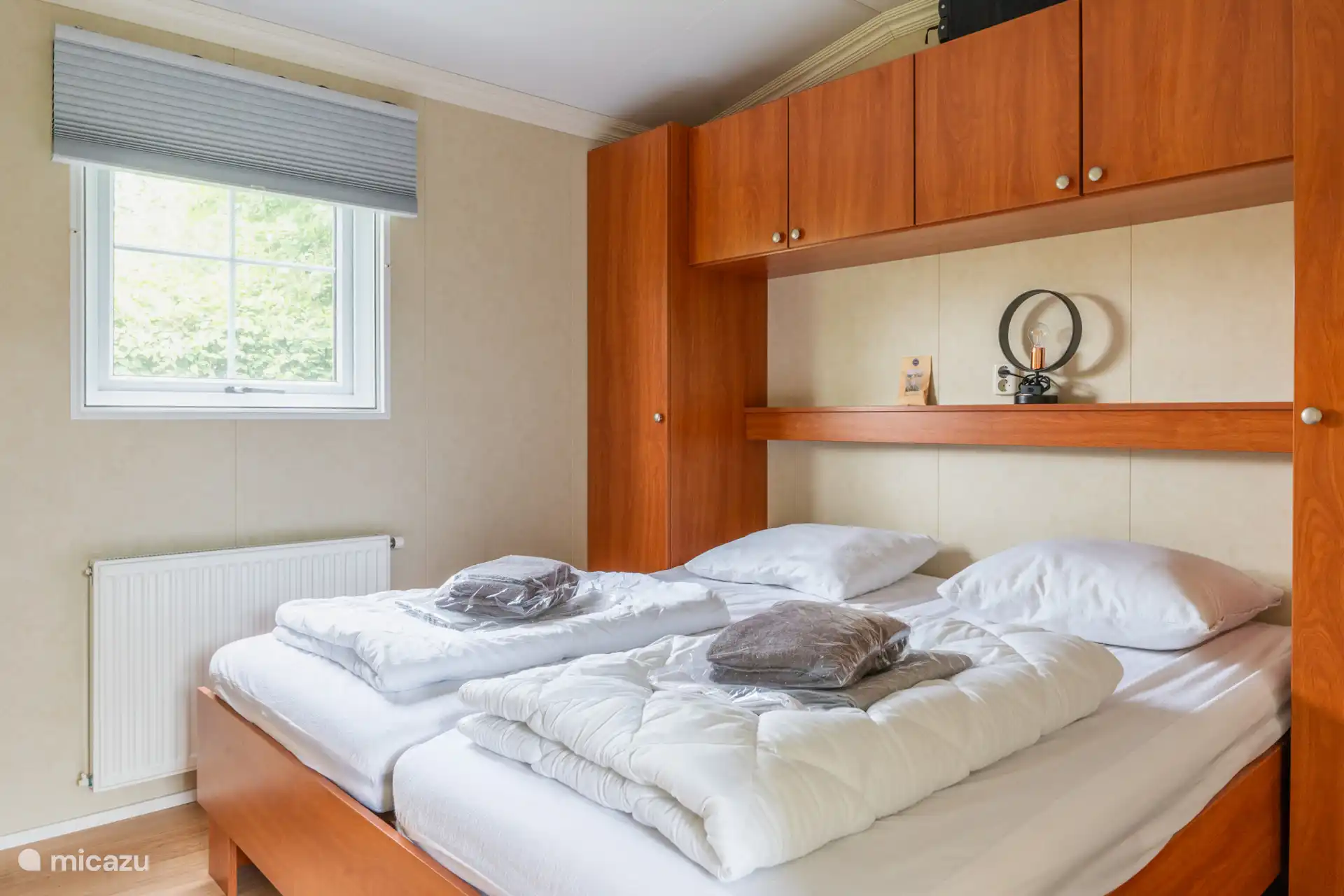 Bedroom 1
1 double bed