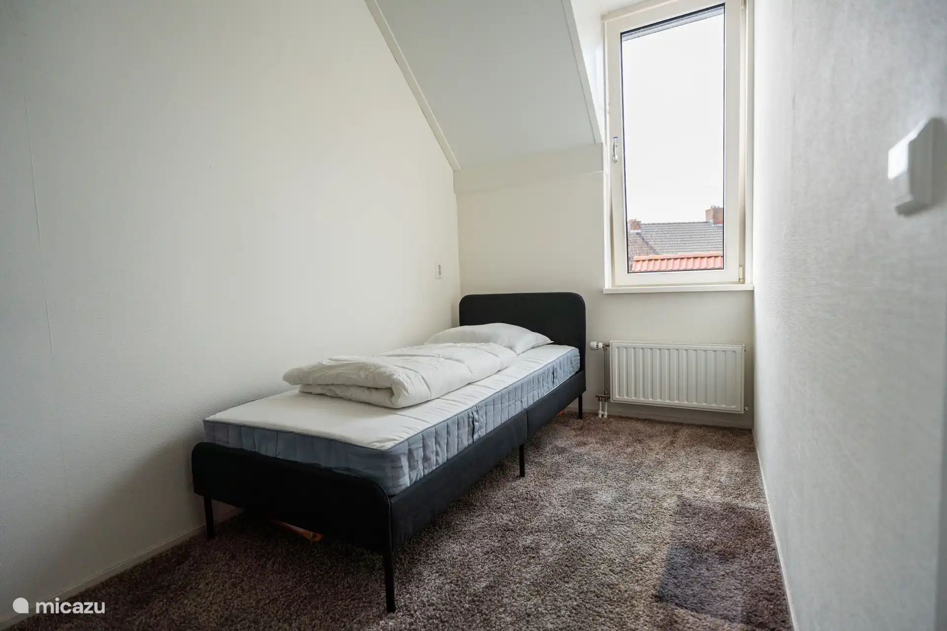 Slaapkamer 2
1 eenpersoons bed