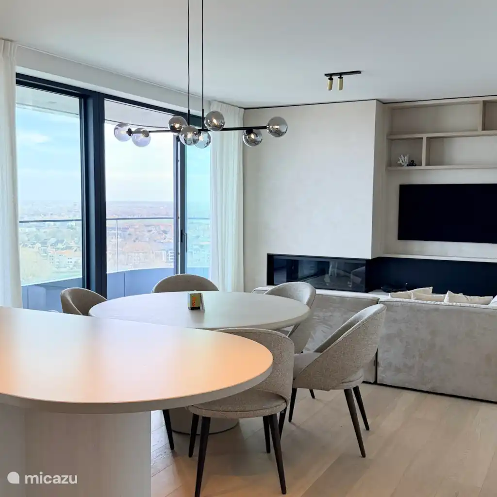 Luxury Apartment Ensor Tower