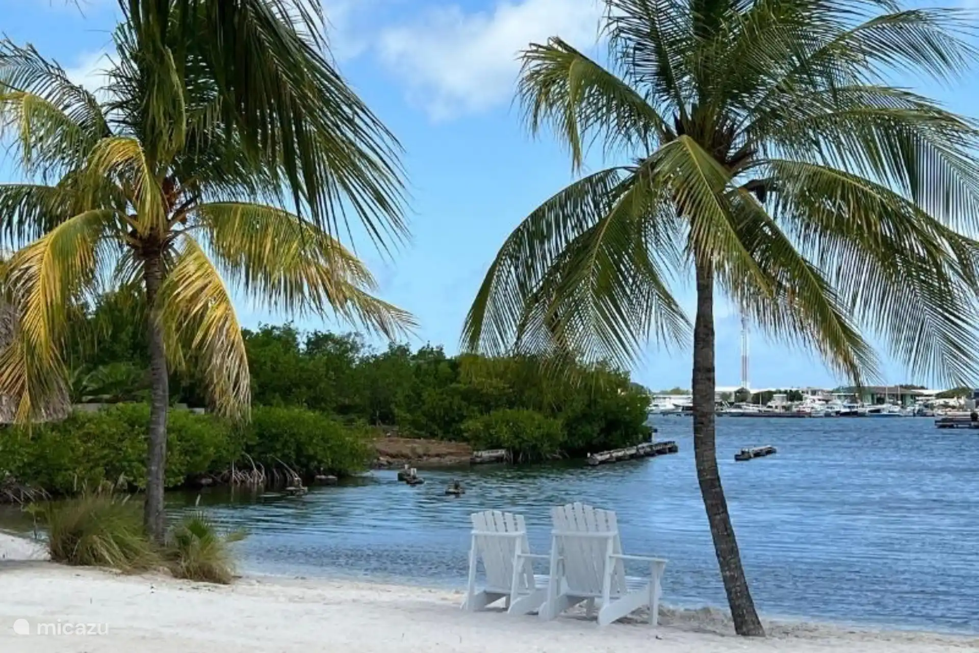 Ruhiger Strand am Spanischen Wasser, fußläufig zur Wohnung.