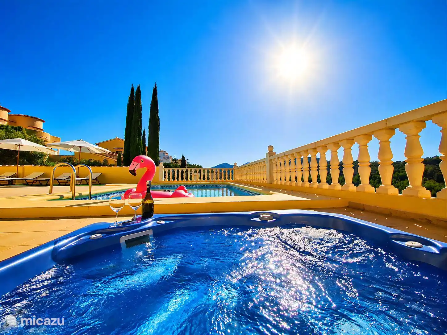 Jacuzzi with swimming pool