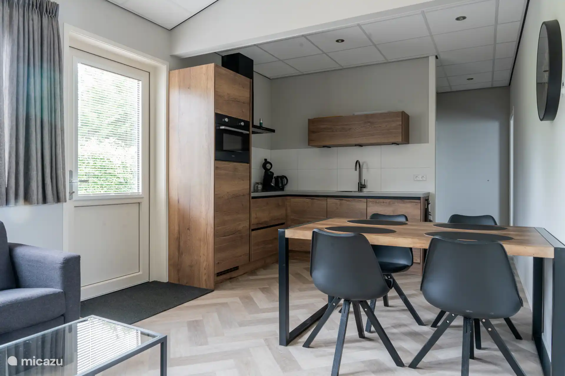 Keuken in woonkamer