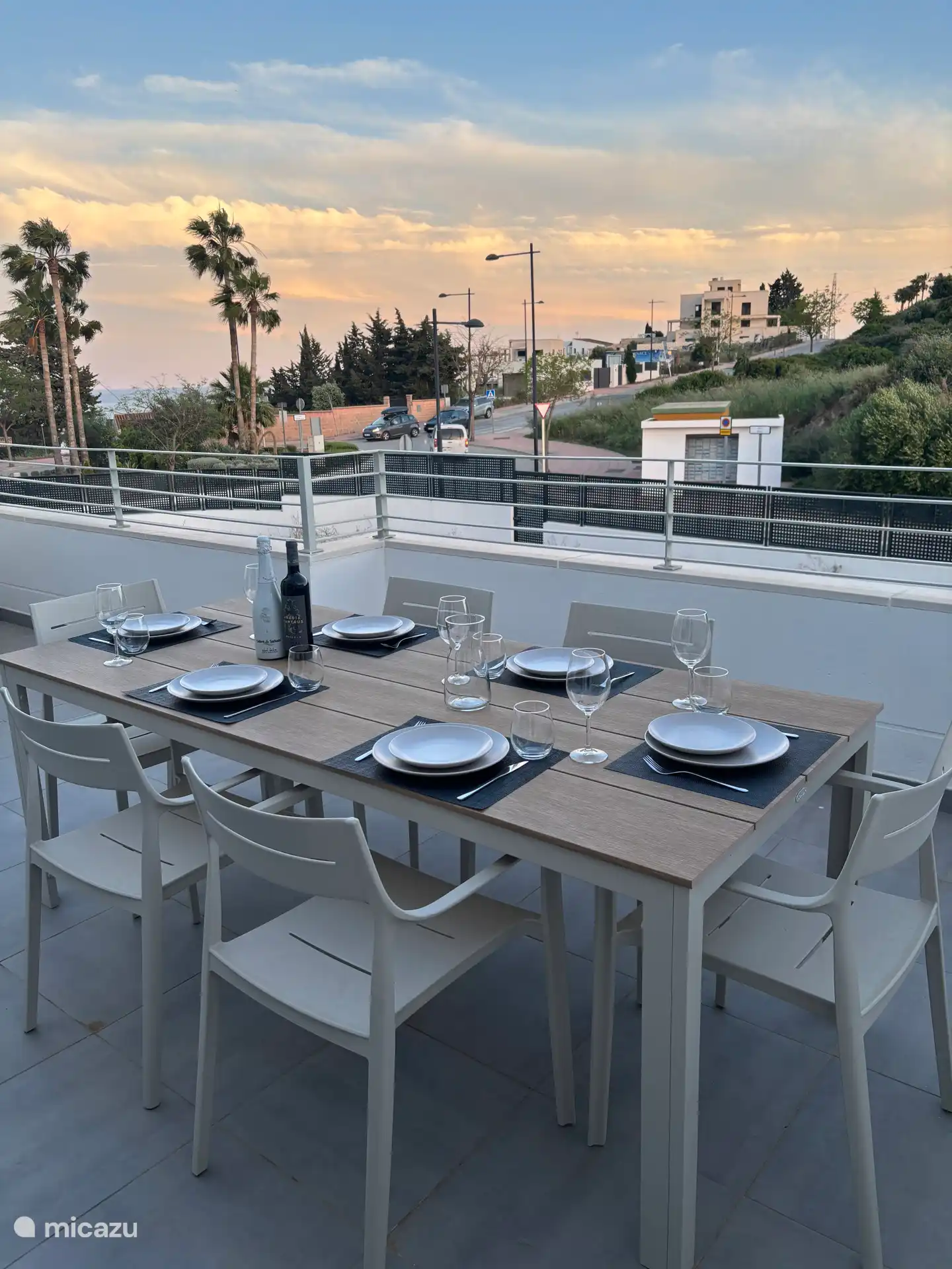 Genieße den Balkon