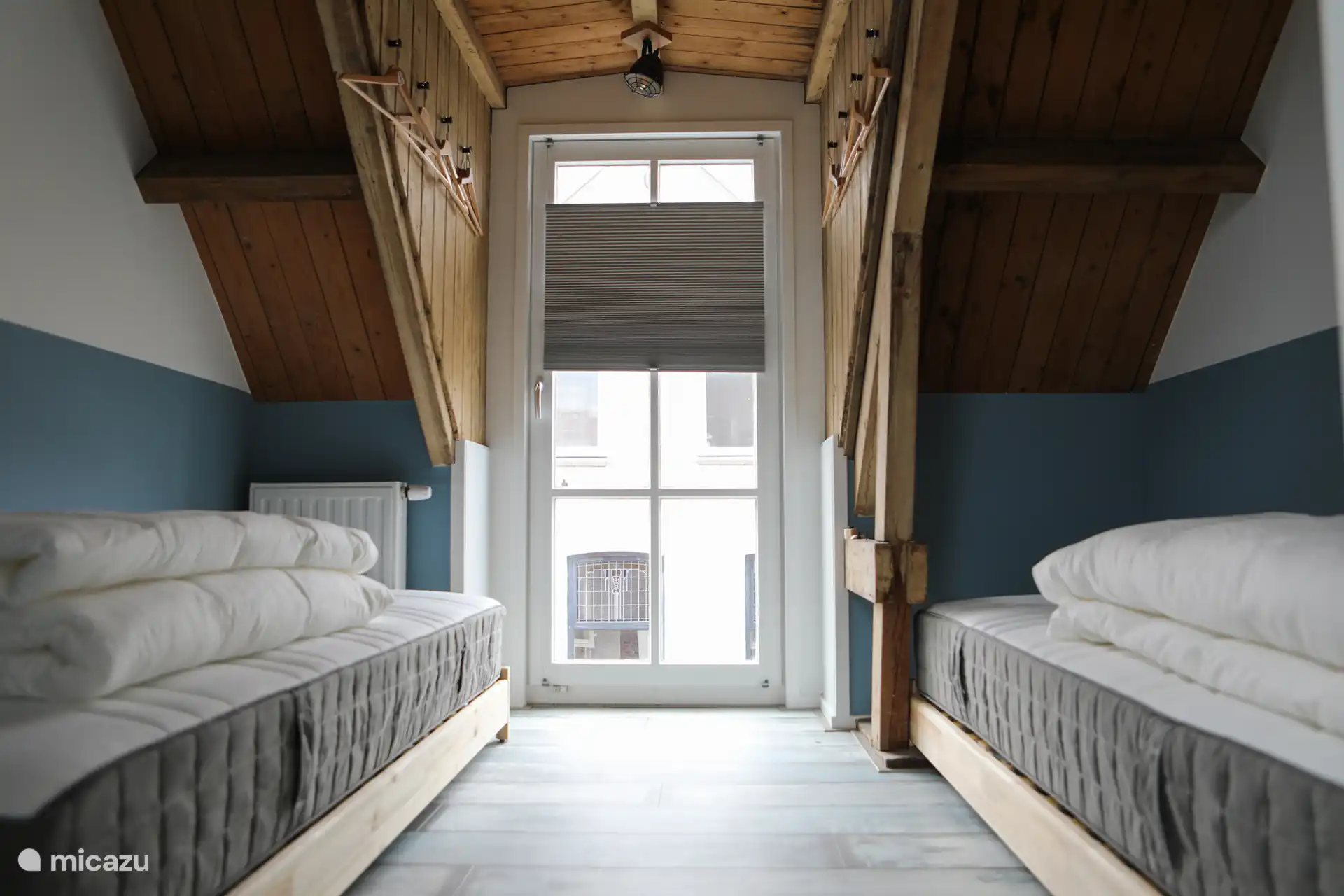 Schlafzimmer 2