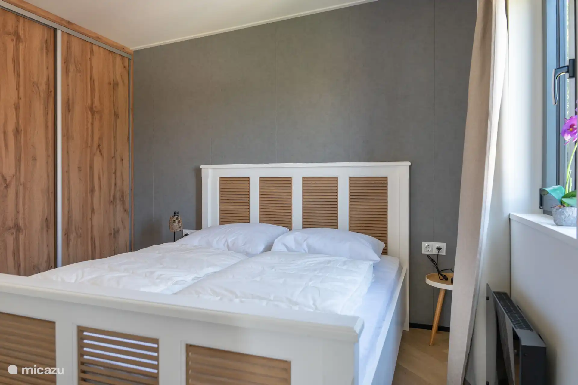 Schlafzimmer 1
1 Doppelbett