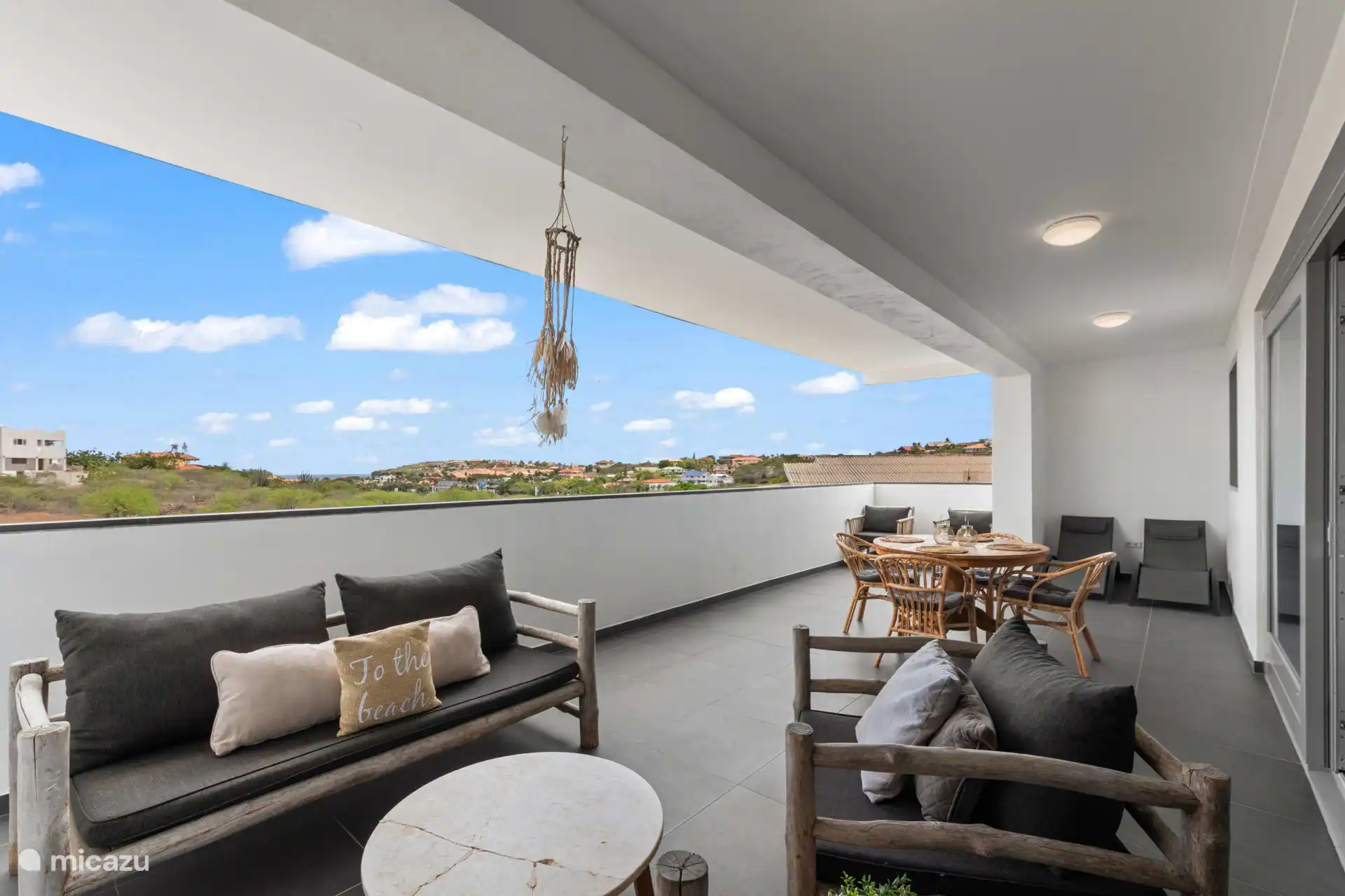Terras, met vrij uitzicht, op tafelberg en jan thiel beach