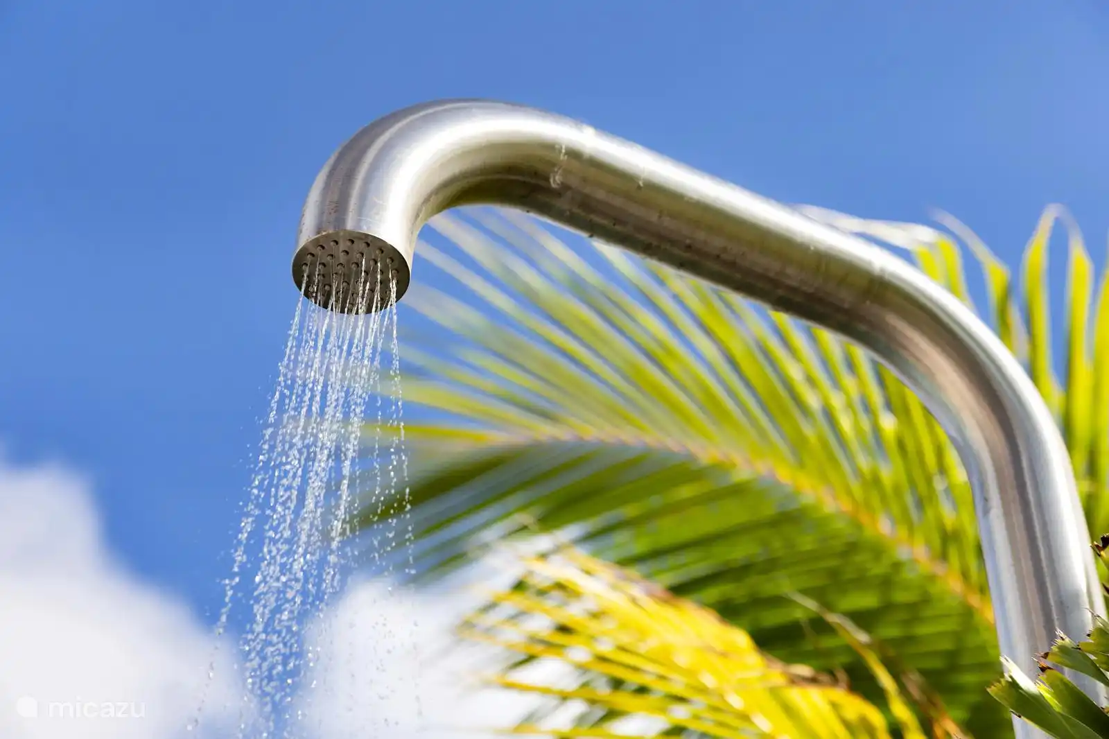 Douche extérieure