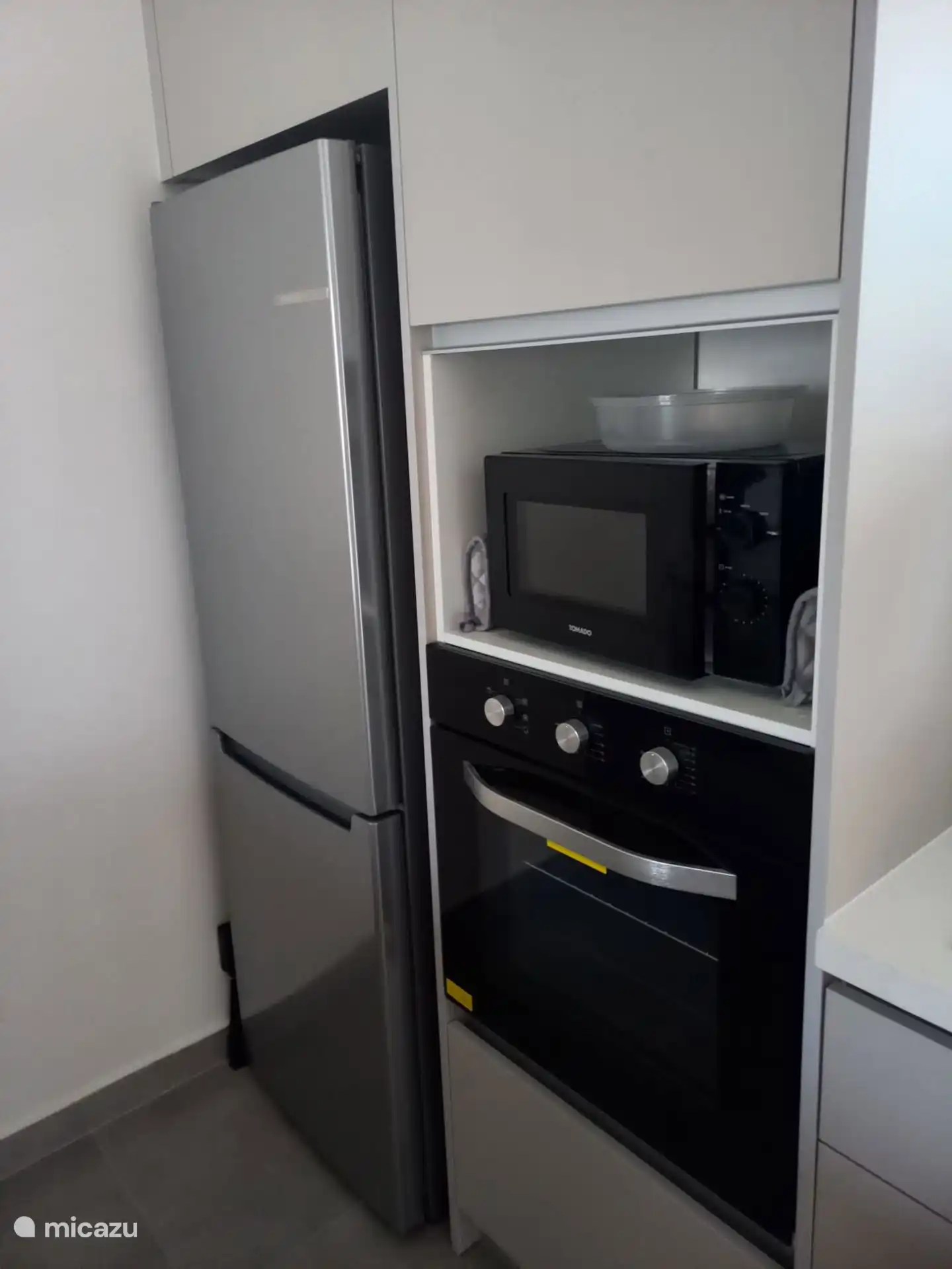Magnetron en oven, grote koelvriescombinatie 
