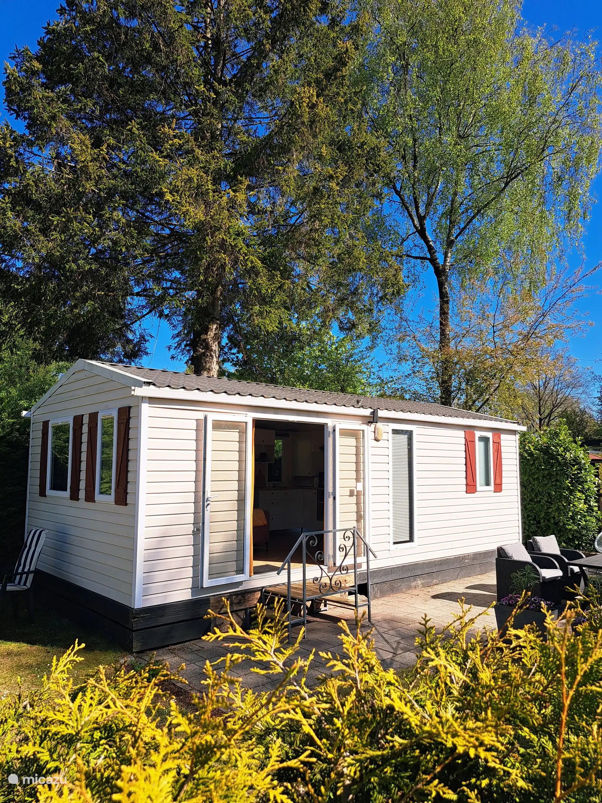 mobil home / caravana, Diever, Drente, Países Bajos - La Abeja Doméstica
