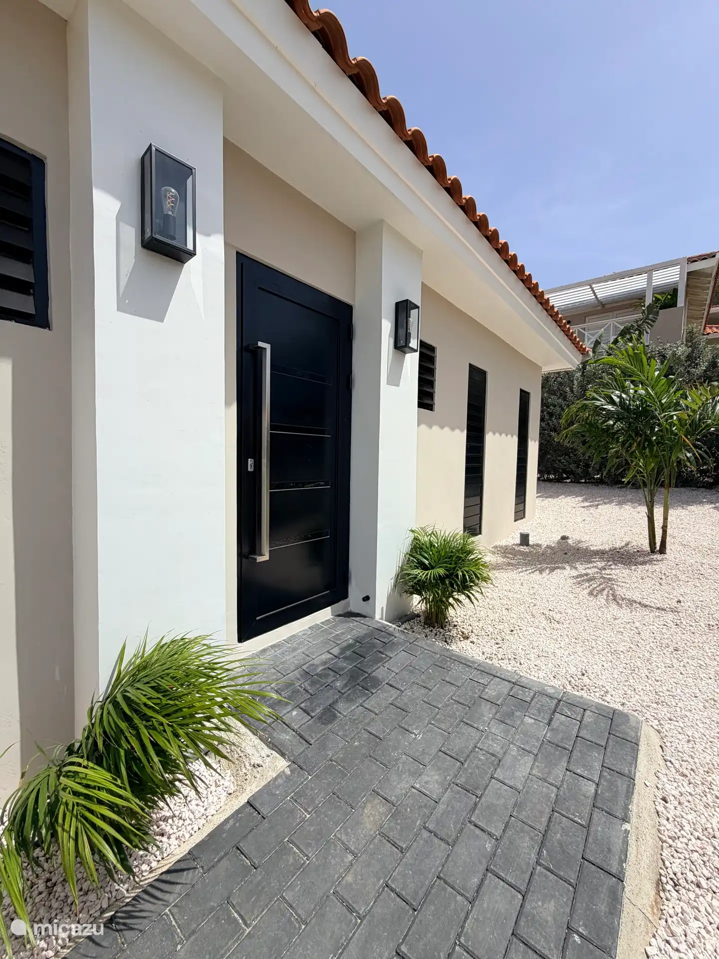 Welkom bij Villa Aurea – een rustige, stijlvolle plek voor een ontspannen verblijf op Curaçao.
