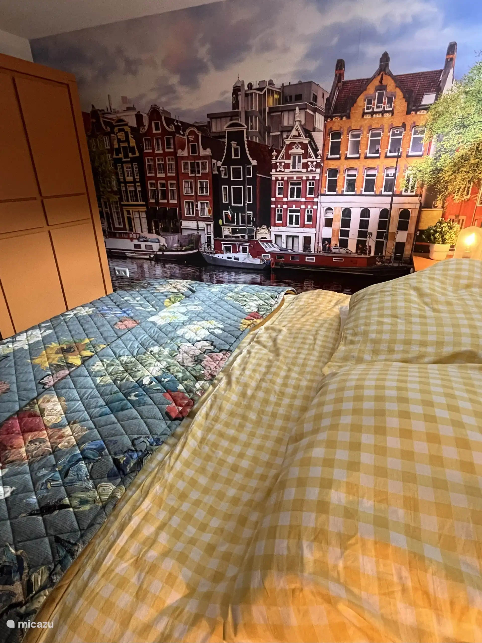 Bedroom 1: The Amsterdam room