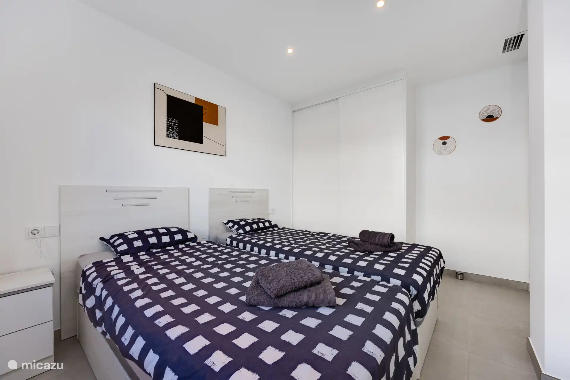 Schlafzimmer 2