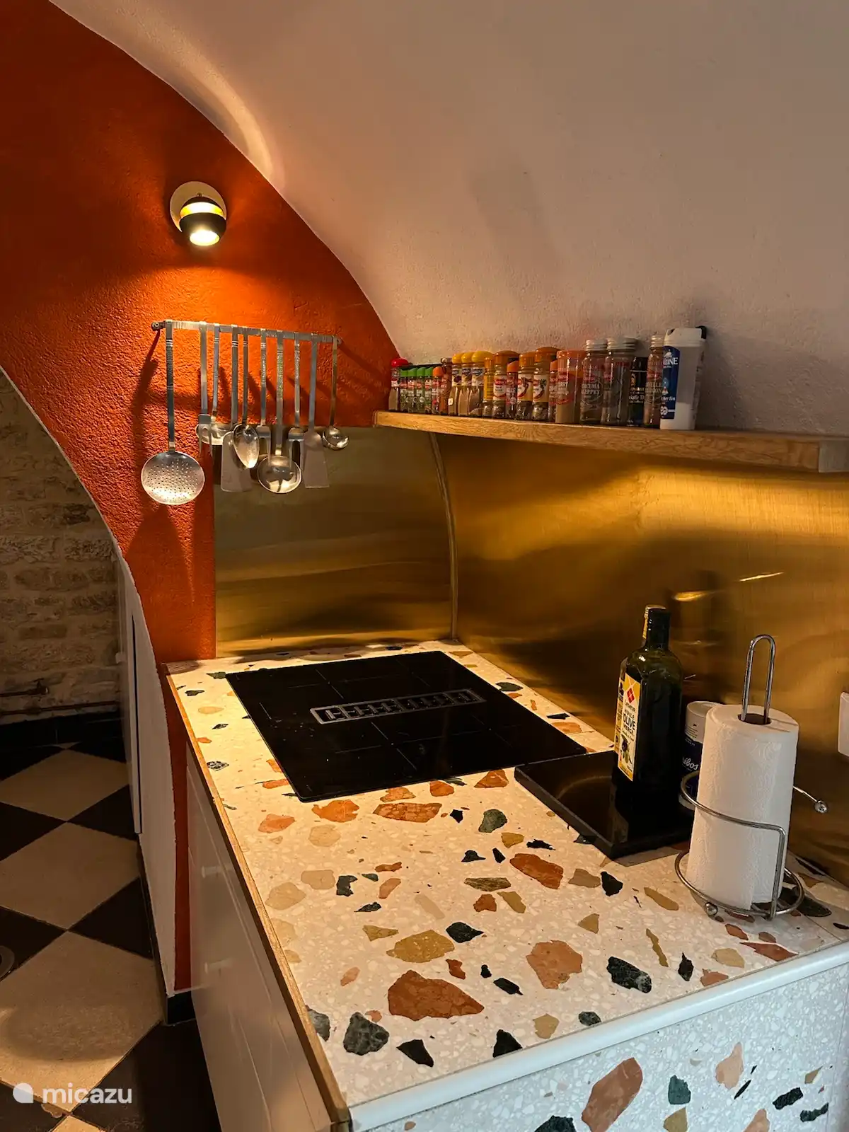 Cuisine moderne entièrement équipée 