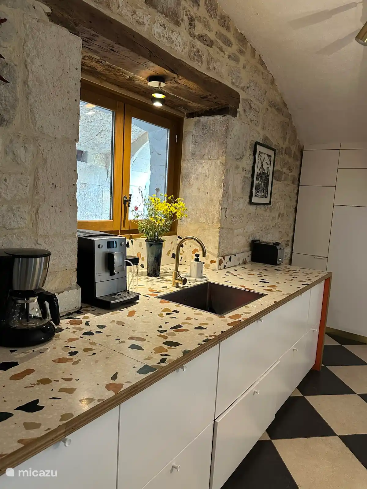 Cuisine moderne entièrement équipée 