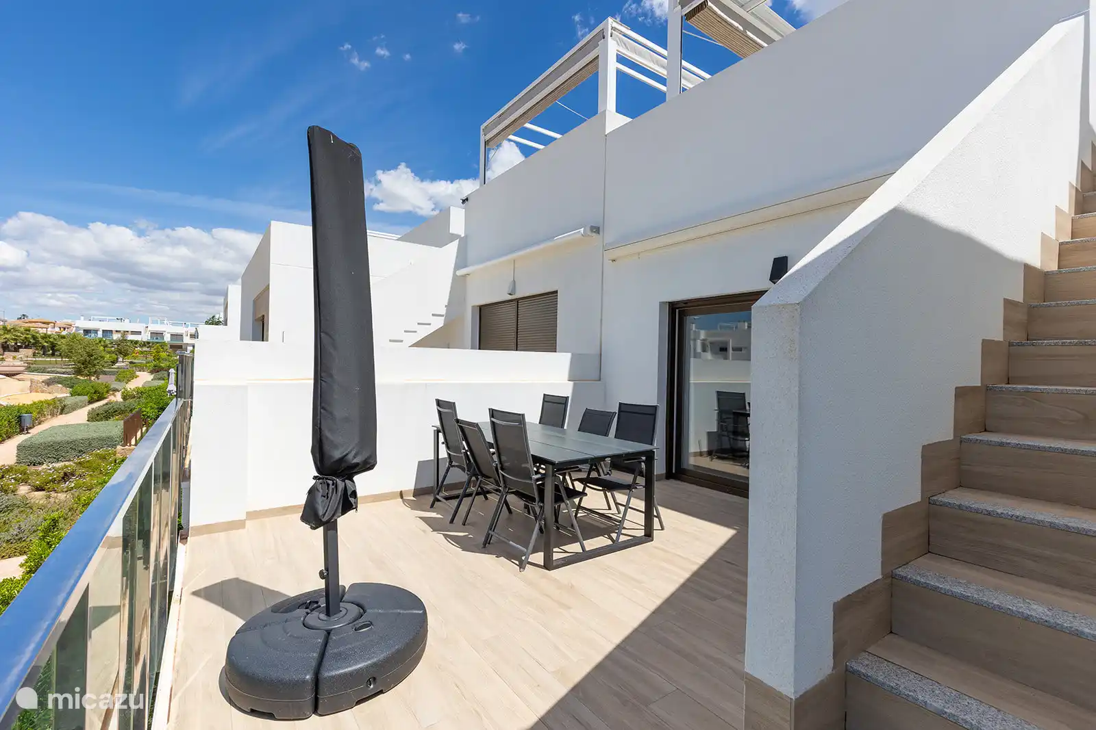 Terraza + acceso a la terraza de la azotea 