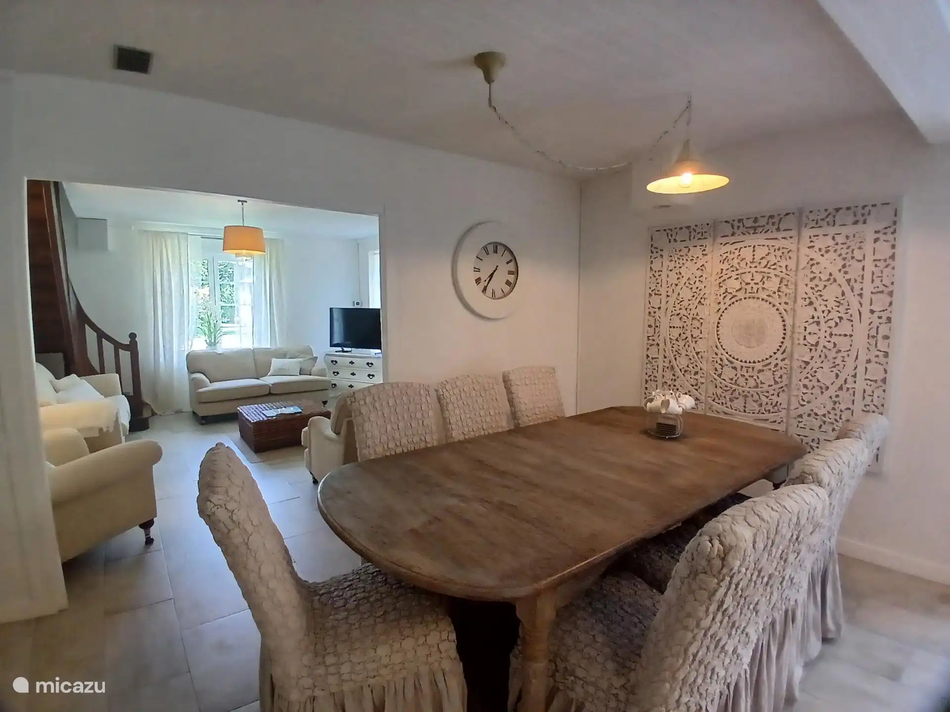 Open woonkamer en eetkamer