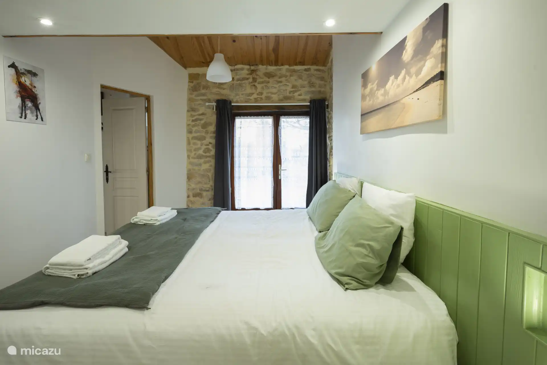 Schlafzimmer 1 im Erdgeschoss, Kingsize-Bett