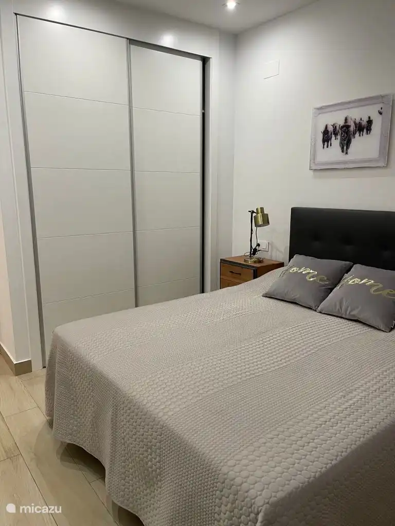 Built-in wardrobe Bedroom 2
