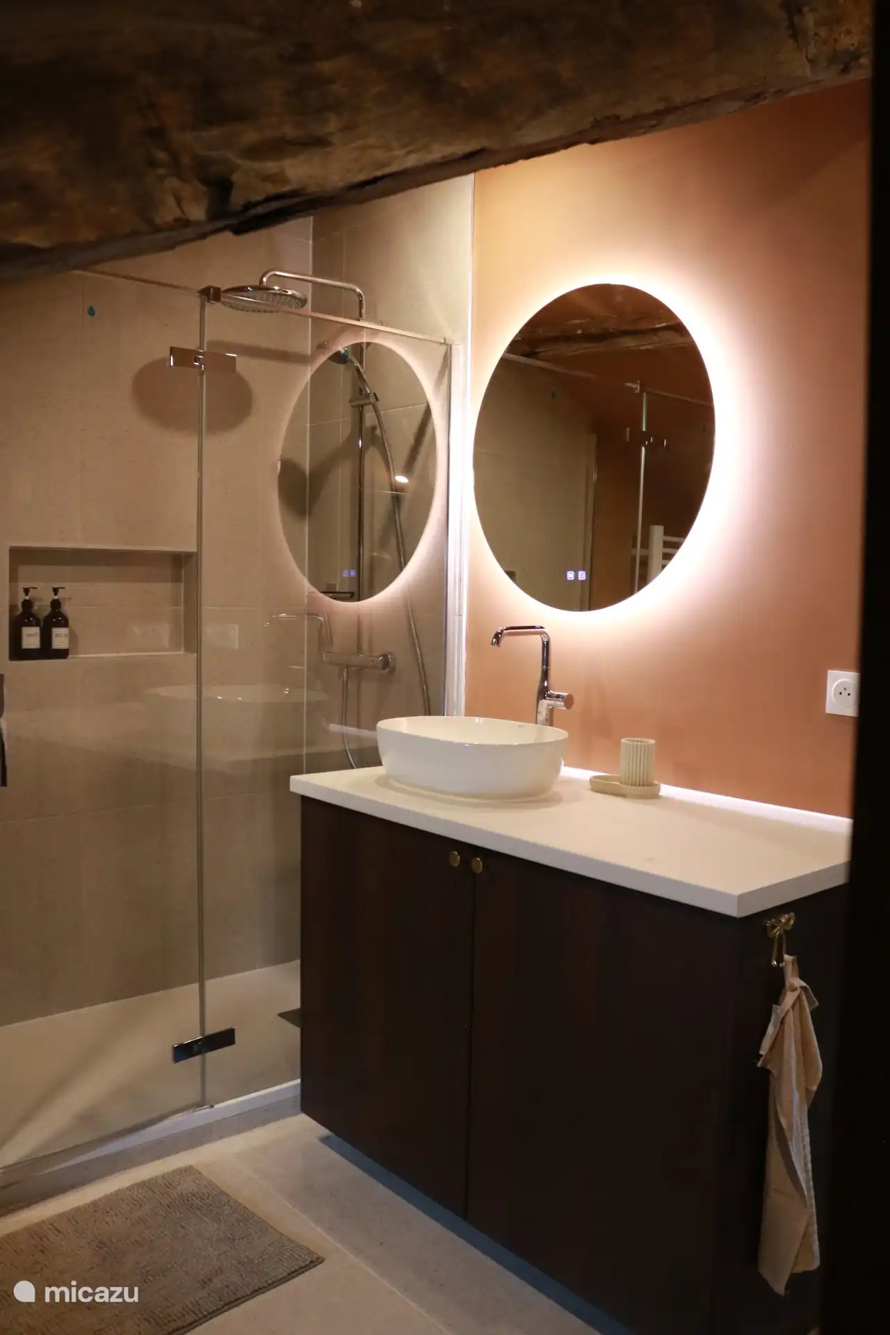 Badkamer ensuite in de 2e slaapkamer