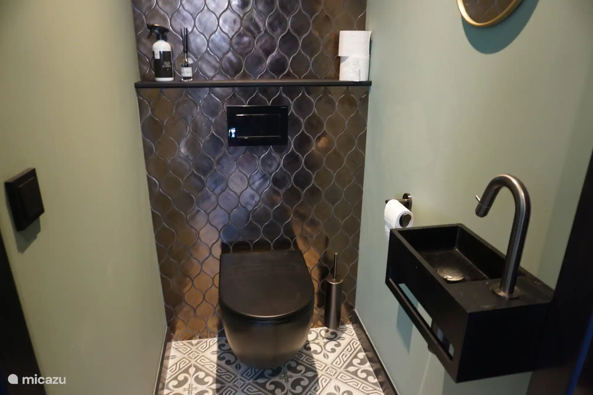 Toilet beneden
