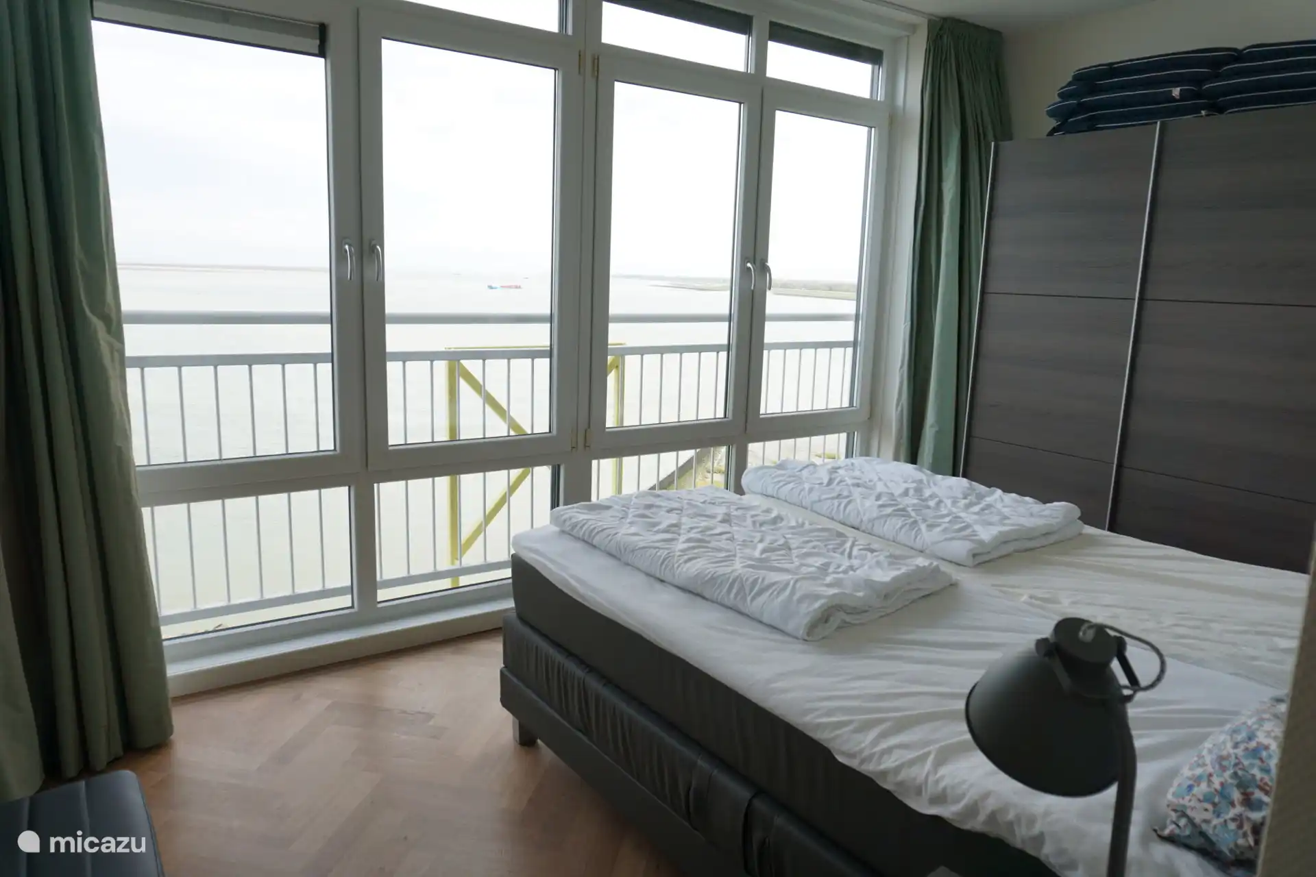 Slaapkamer en uitzicht
