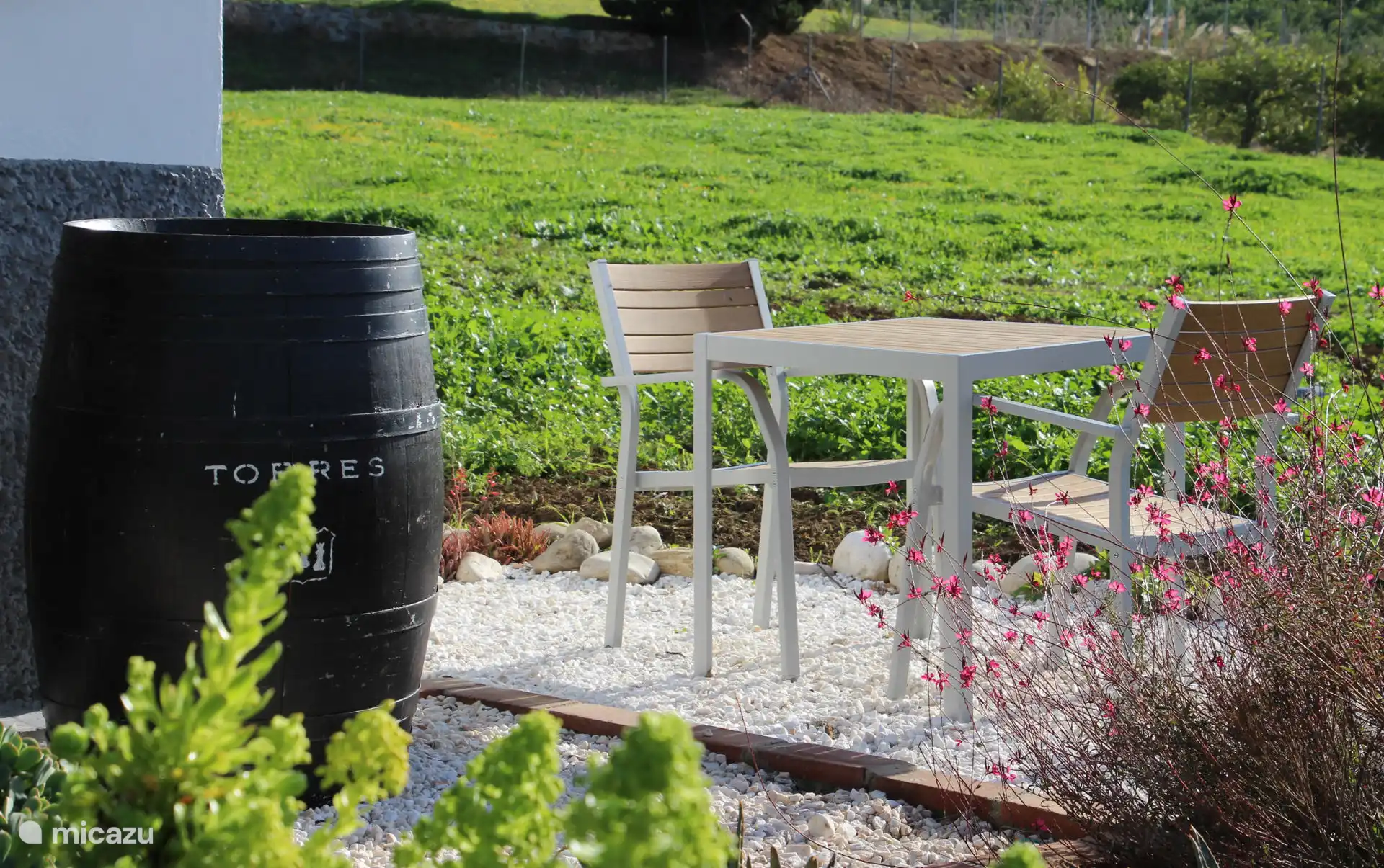 Nice seating areas around the apartment