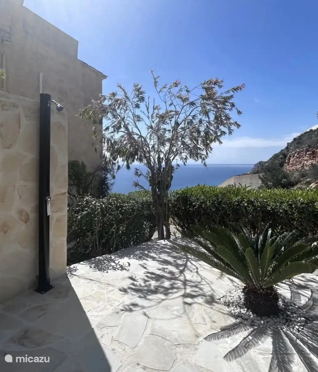 Garden with sea view