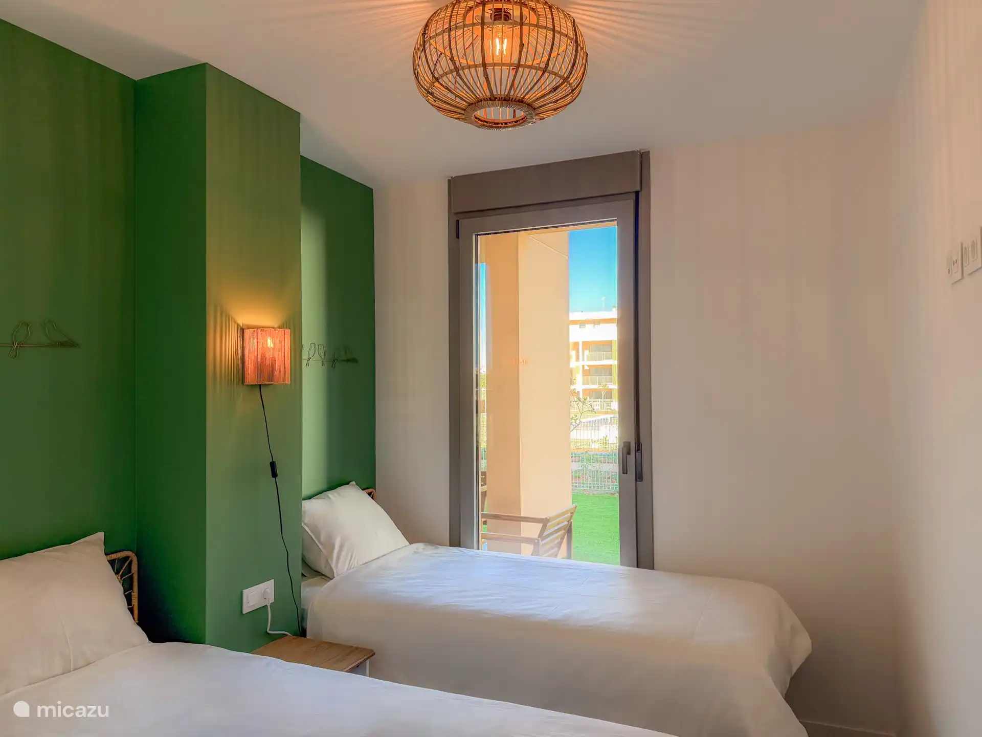 2. Schlafzimmer mit 2 Einzelbetten