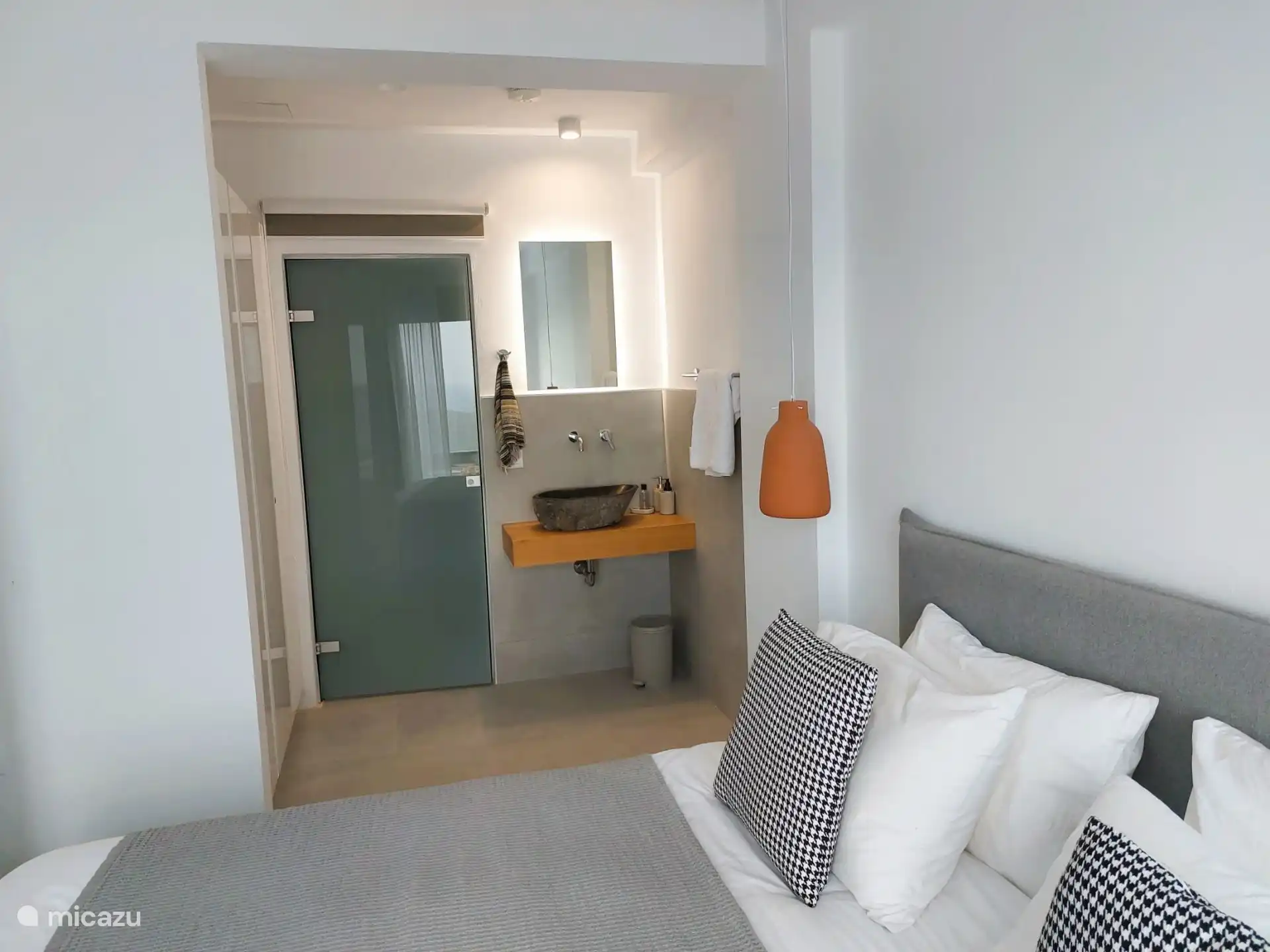 Ensuite-Badezimmer des Hauptschlafzimmers