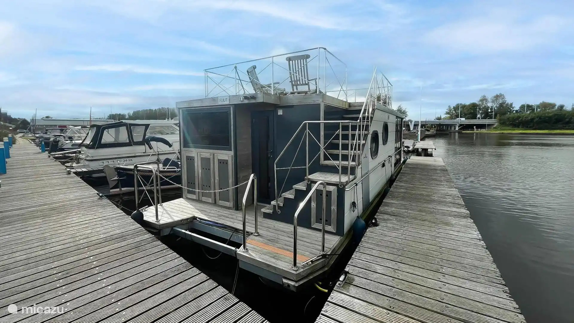  Meerzicht huren in Nederland, Noord-Holland, Uitgeest - camper / jacht / woonboot