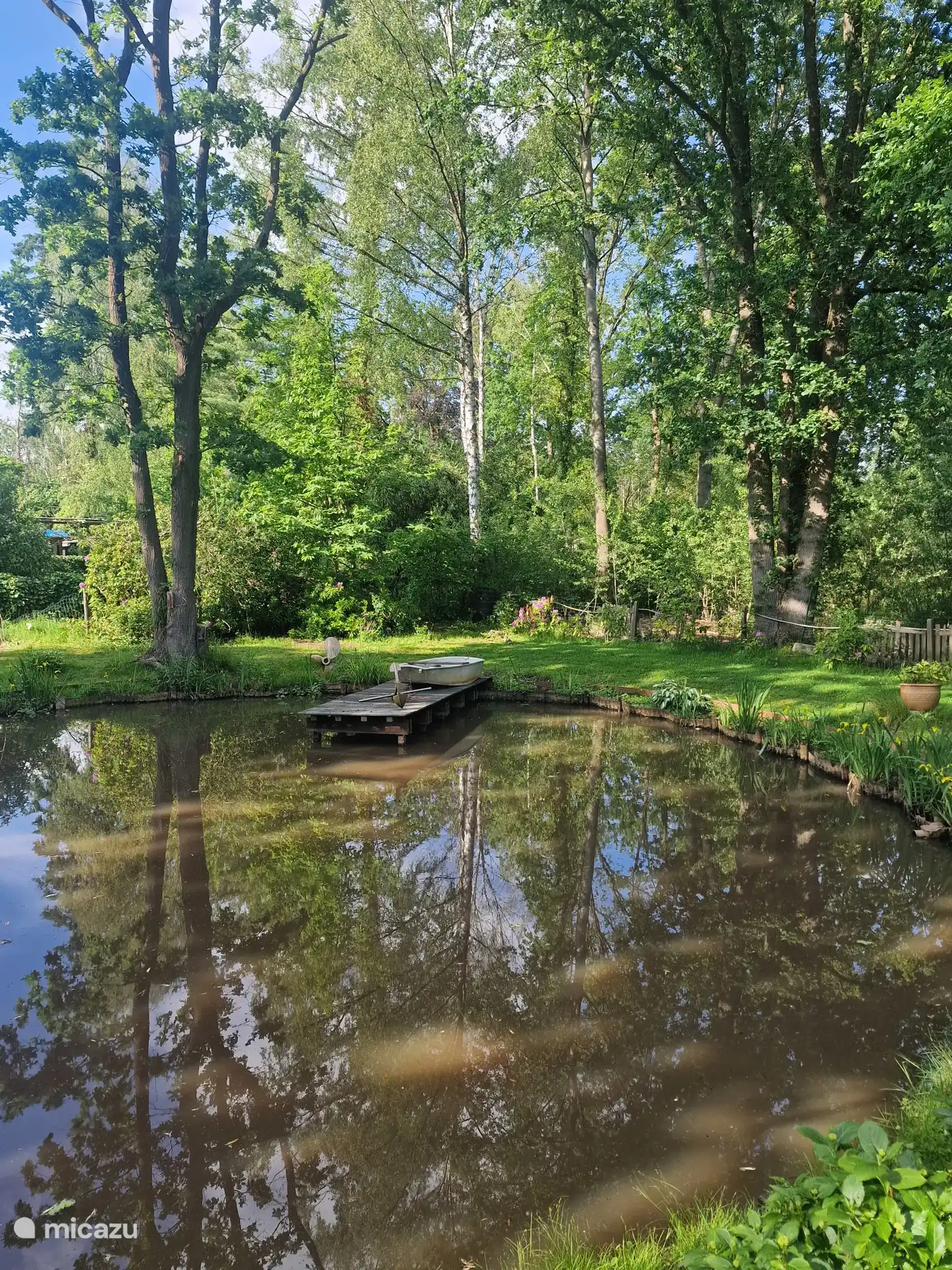 Aanlegsteiger voor het bootje