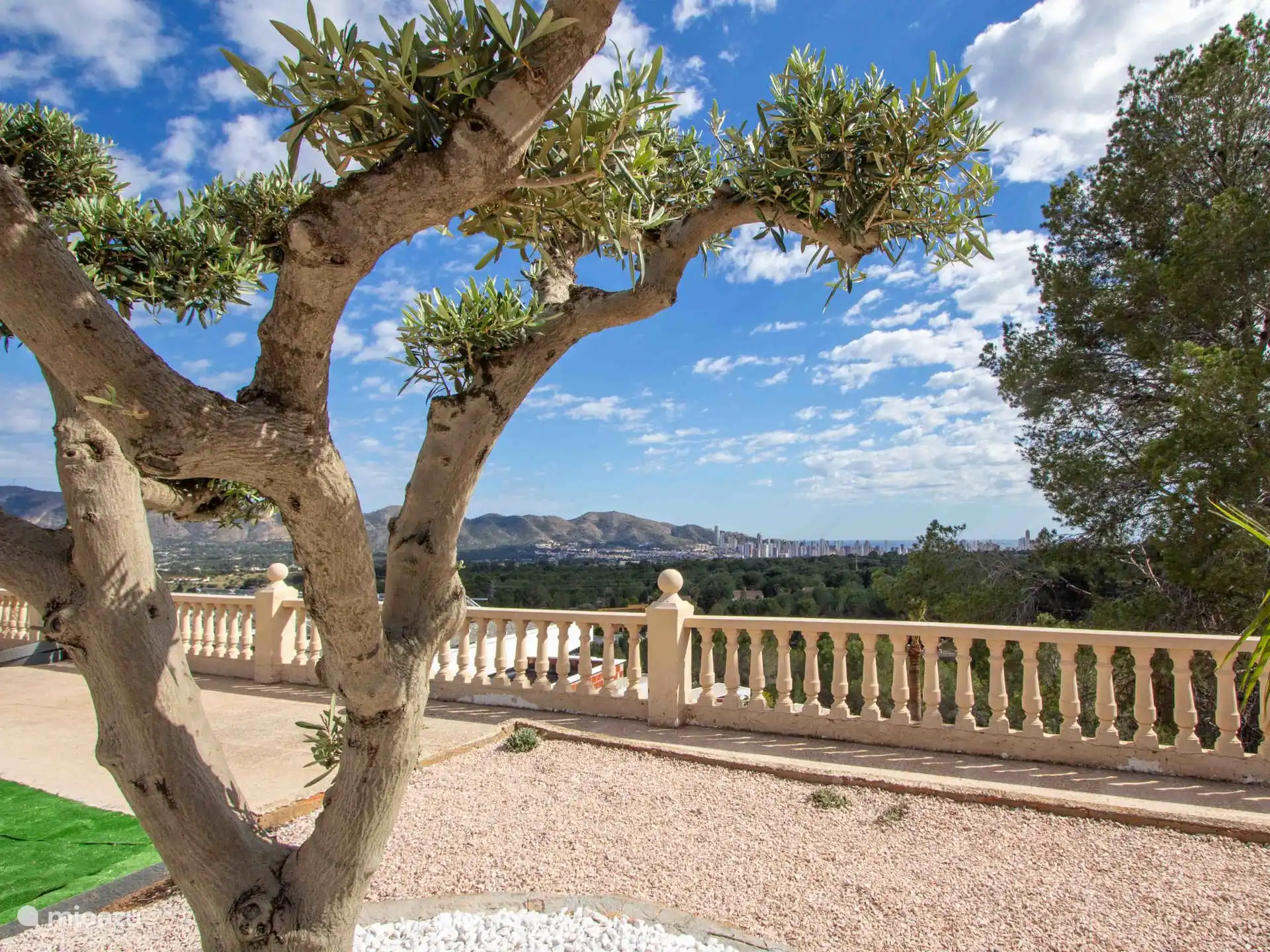 Villa Muchavista - Enjoy the view over Benidorm