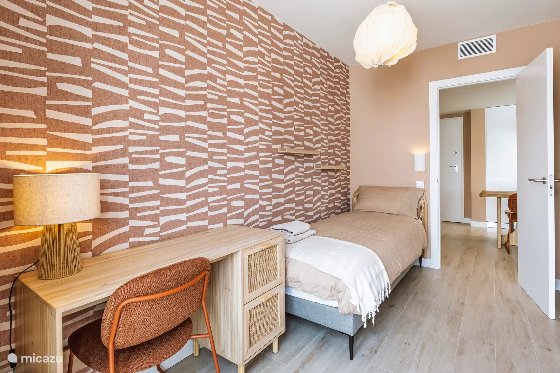 Schlafzimmer mit Einzelbett