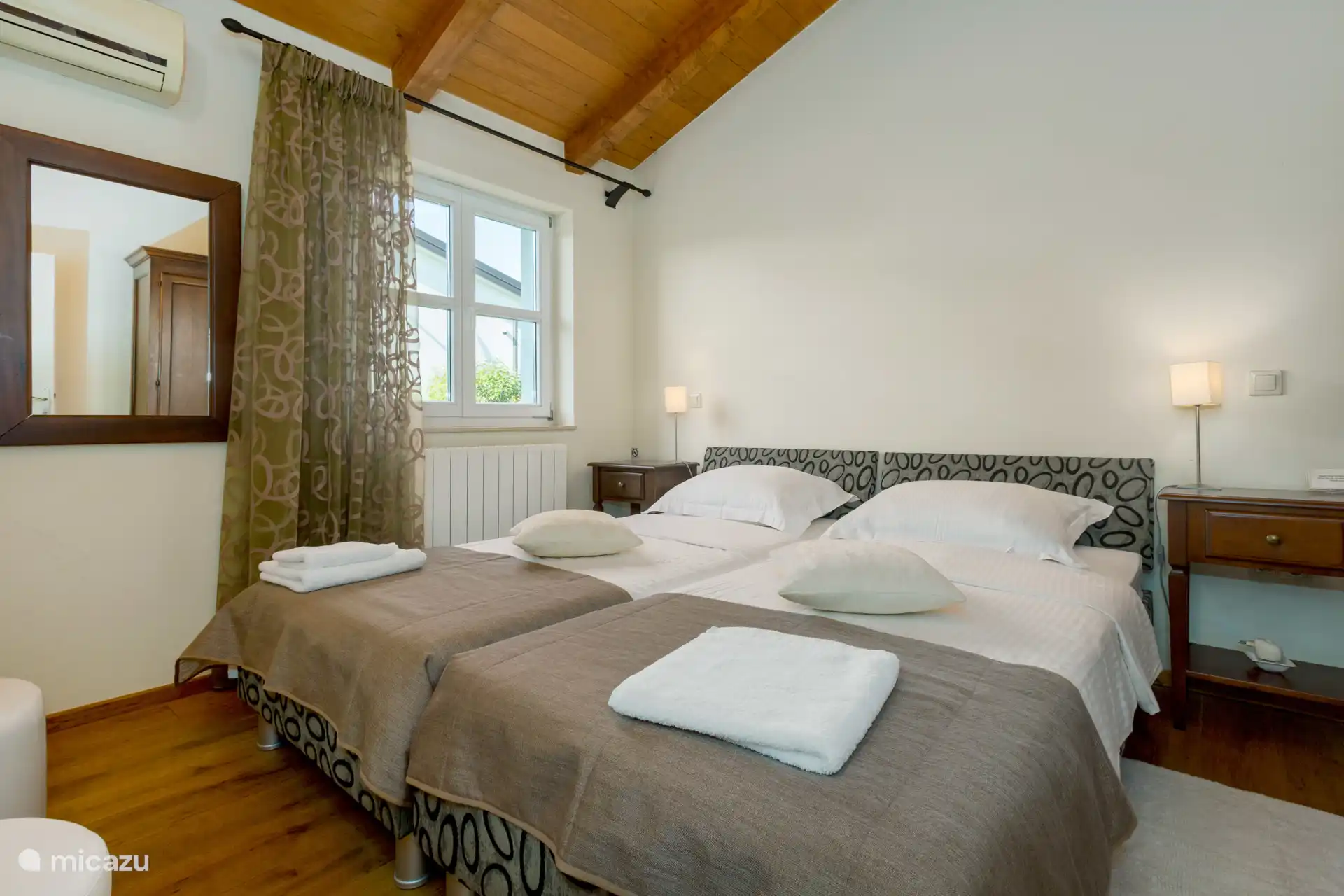 Schlafzimmer mit Klimaanlage