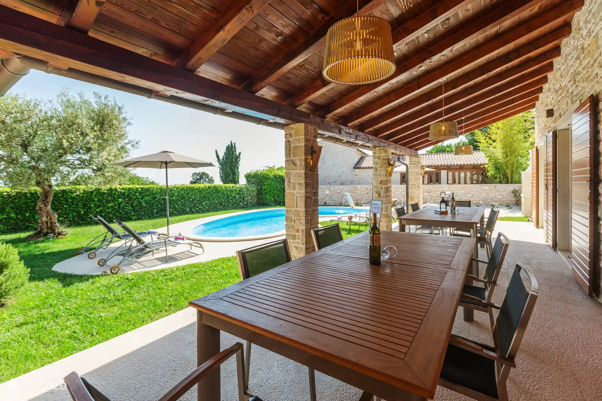 Terrasse mit Schatten