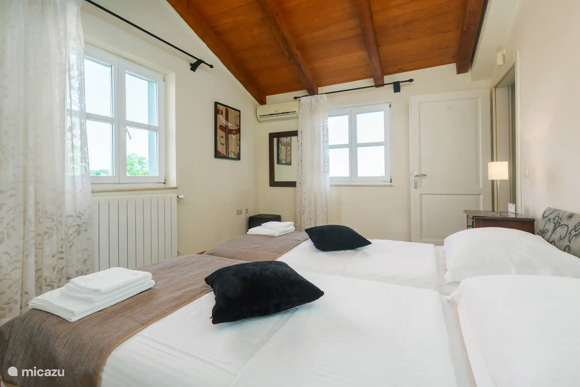 Schlafzimmer mit Klimaanlage